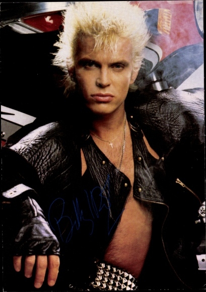 Ak Schauspieler Sänger Billy Idol, Portrait, Nietengürtel