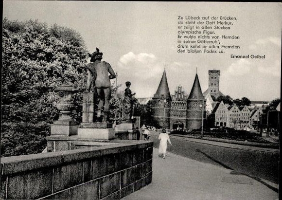11 old PCs Lübeck, various views