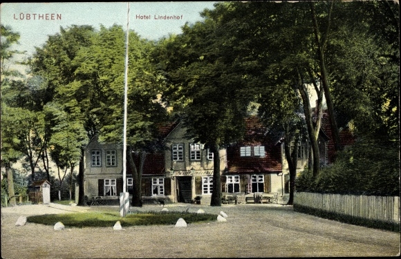 Postcard Lübtheen in Mecklenburg, Hotel Lindenhof, exterior view, entrance