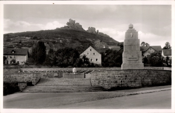 Ak Flossenbürg in der Oberpfalz, Ehrenmal