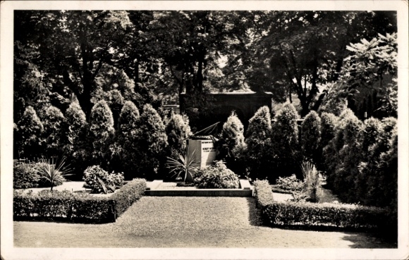Ak Berlin Prenzlauer Berg, St. Nikolai Friedhof, Prenzlauer Allee, Ruhestätte von Horst Wessel