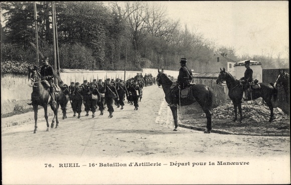 Postcard Rueil Hauts-de-Seine, 16 Artillery Battalion, Departure for the Maneuver
