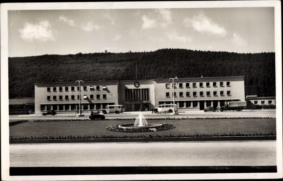 Ak Tuttlingen aan de Donau Württemberg, treinstation, fontein