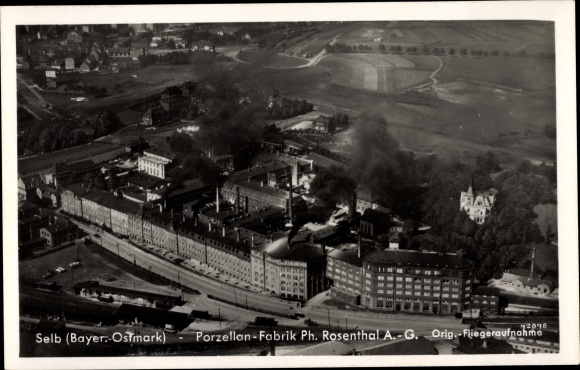 Postcard Selb in the Fichtelgebirge Upper Franconia, porcelain factory Ph. Rosenthal AG, aerial photograph