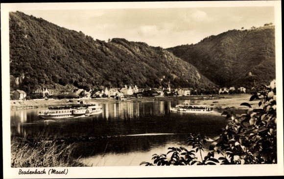 Postcard Brodenbach ad Mosel, steamer party, place