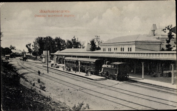 Ak Zheleznovodsk Russland, Bahnhof, Gleisseite, Dampflok
