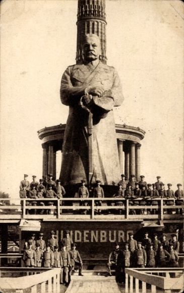 Postcard Berlin Tiergarten, Victory Column, The Iron Hindenburg, Soldiers, Nailing, War Aid