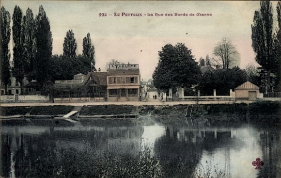 Ak Le Perreux sur Marne Val de Marne, Bild von  Rue des Bords de Marne, Flusslandschaft, Gebäude