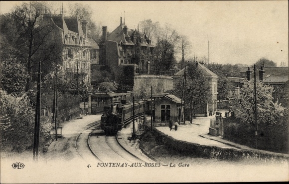 Postcard Fontenay at Roses Hauts de Seine, La Gare, Eisenbahn