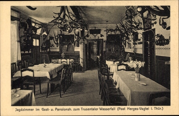 Ak Herges Vogtei Trusetal, Gasthaus zum Trusentaler Wasserfall, Jagdzimmer