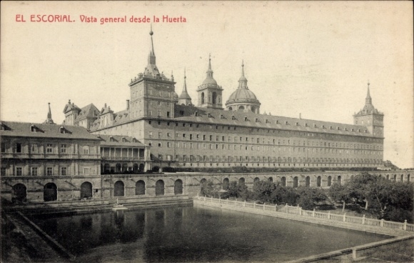 Postcard San Lorenzo de El Escorial Madrid, Vista general desde la Huerta