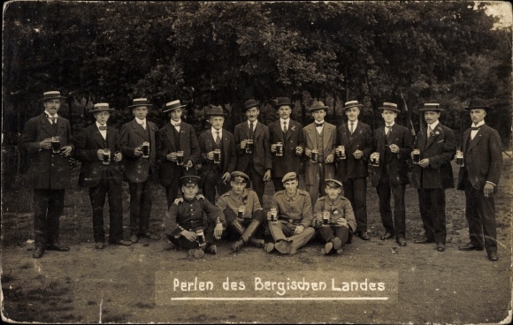 Photo Postcard Rösrath North Rhine Westphalia, group photo, pearls of the Bergisches Land