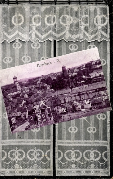 Postcard Auerbach im Vogtland, aerial view of Auerbach, houses, window decoration