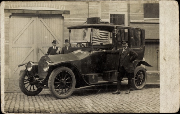 foto Ak auto, heren, Amerikaanse vlag