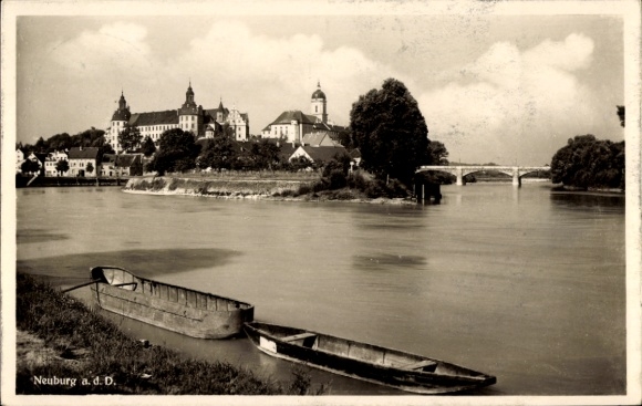 Postcard Neuburg an der Donau Upper Bavaria, Danube, Castle