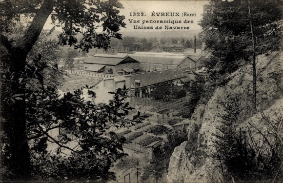 Postcard Évreux Eure, panoramic view of the Usinen de Navarre