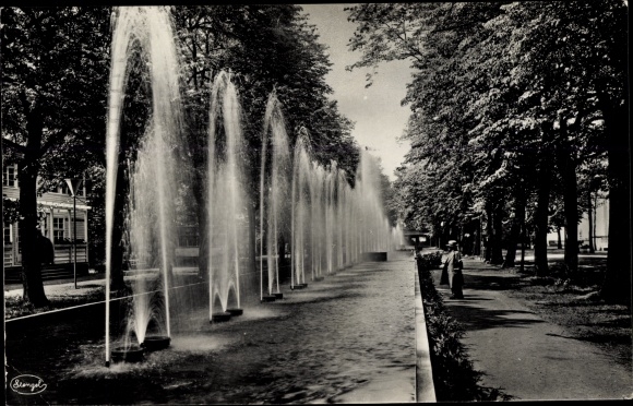 KP Drezno, Międzynarodowa Wystawa Higieny 1930, fontanny, Hundertbrunnenstraße