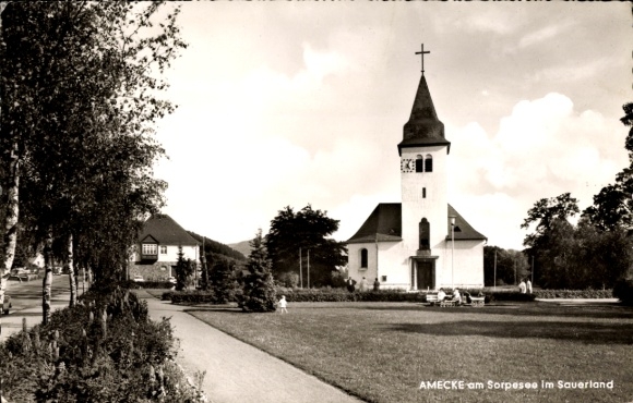 Postcard Amecke Sundern in Sauerland, Sorpesee, partial view, church
