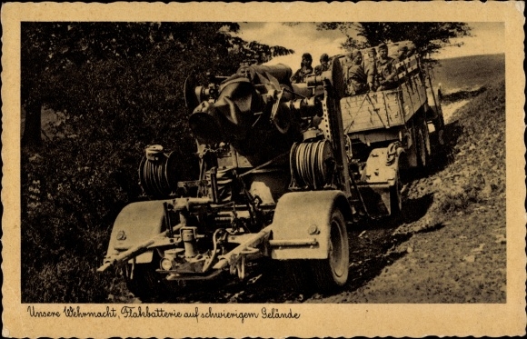Ak Wehrmacht, Flakbatterie auf schwierigem Gelände