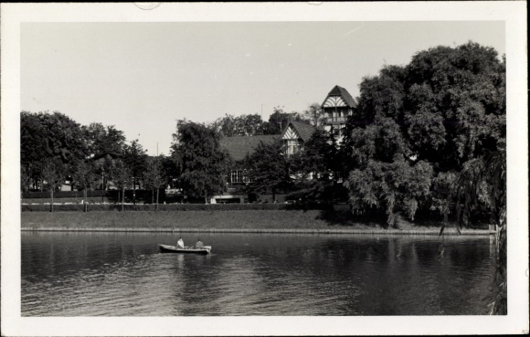 Photo Postcard Berlin Lichtenberg Hohenschönhausen, terraces and lido at the Orankesee, restaurant