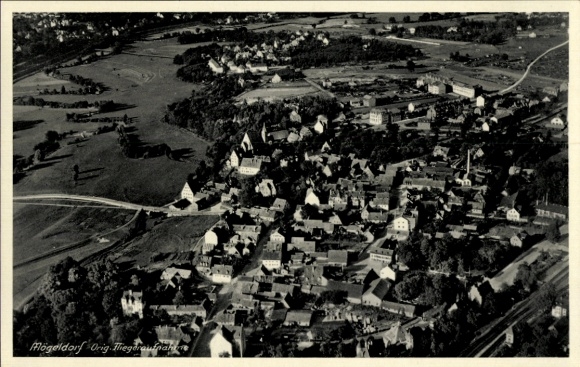 Ak Mögeldorf Nürnberg Mittelfranken, Luftaufnahme von  viele Häuser und Landschaft, Schwarz-Weiß