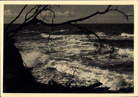 Postcard sea, waves