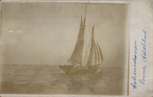 Photo Postcard sailboat, pilot schooner prince Adalbert