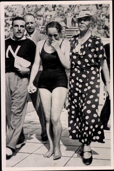 Collection picture Olympia 1936, swimmer Ria Mastenbroek