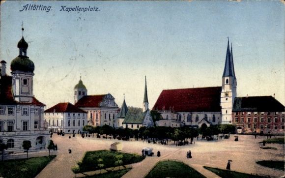 Ak Altötting in Oberbayern, Kapellenplatz, Gebäude, Menschen, historische Architektur