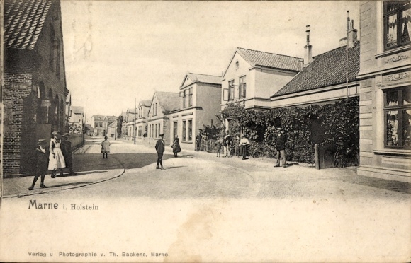 Ak Marne in Holstein Dithmarschen, Straßenpartie