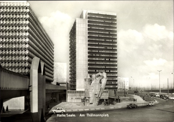 Postcard Halle an der Saale, Am Thälmannplatz