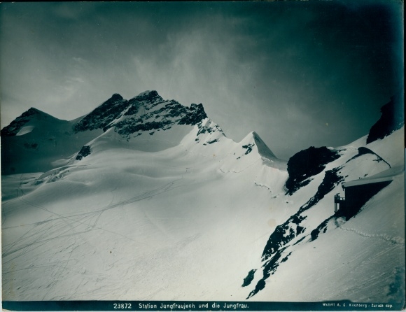 Photo Fieschertal Canton of Valais, Station Jungfraujoch, Jungfrau