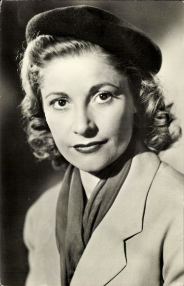 Postcard actress Gisela Uhlen, portrait, film The Dream Ship