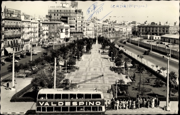 Postcard Cádiz Andalusien, Avenue de Ramón de Carranza, Straßenbahn