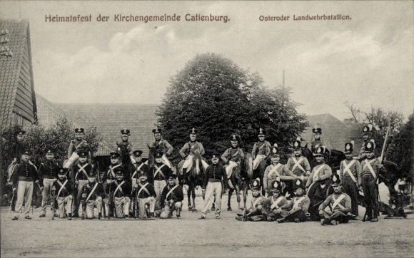 Postcard Katlenburg Lindau, local festival of the parish, Osterode Landwehr Battalion