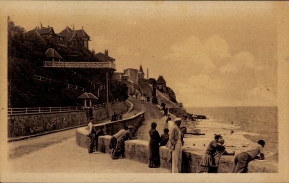Postcard Villerville Calvados, La Digue a maree basse