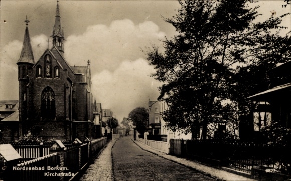 Postcard Nordseebad Borkum in East Frisia, Nordseebad Kirchstraße, church, street, houses