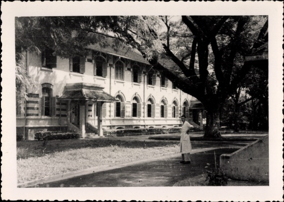 Photo Vietnam, view of a building, hospital?