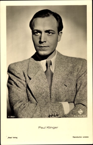 Postcard actor Paul Klinger, portrait in a suit, Ross Verlag A 2662 1, Ufa Film