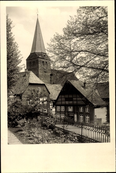 Photo Postcard Lübbecke in Ostwestfalen, Evangelical Church