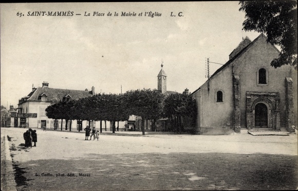 KP Saint Mammes Seine et Marne, La Place de la Mairie et l'Église