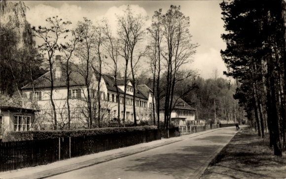 Postcard Premnitz in Havelland, Mozartstraße on the lake