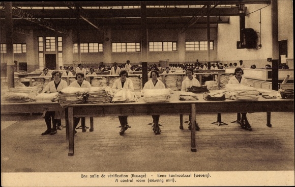 Postcard Bruxelles Brüssel, Societe Anonyme Flandria, A verification room