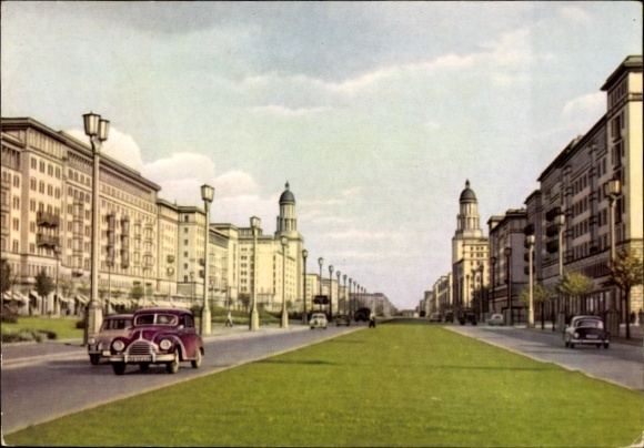Postcard Berlin Friedrichshain, Stalinallee