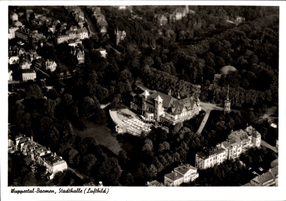 Postcard Barmen Wuppertal, aerial view of the town hall, Wuppertal-Bacmen, surrounded by trees, architecture