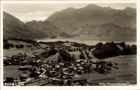 Postcard Kochel am See Upper Bavaria, aerial view of mountains in the background, view of houses