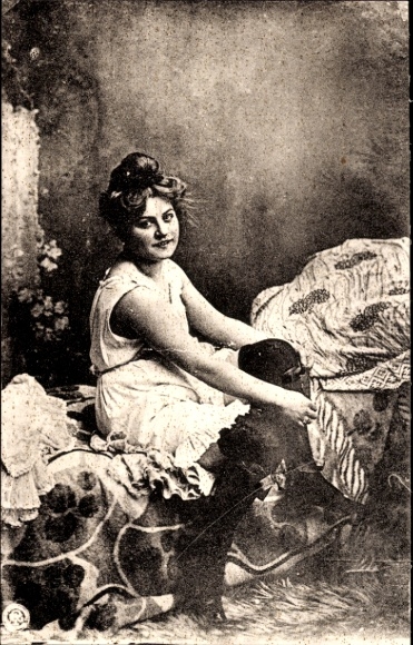 KP Młoda kobieta, Portret, Oranotyp