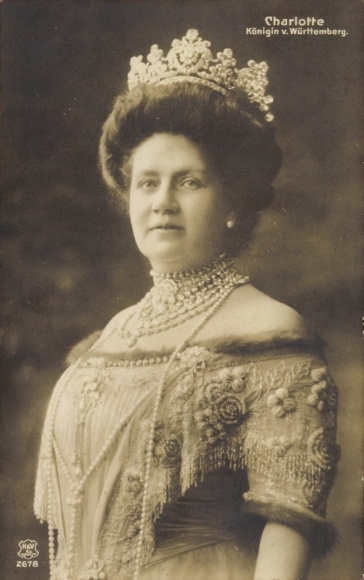 Postcard Charlotte Queen of Württemberg, portrait