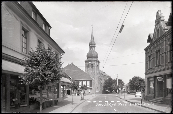 7 glass negatives Sprockhövel in the Ruhr area, church, general view, street