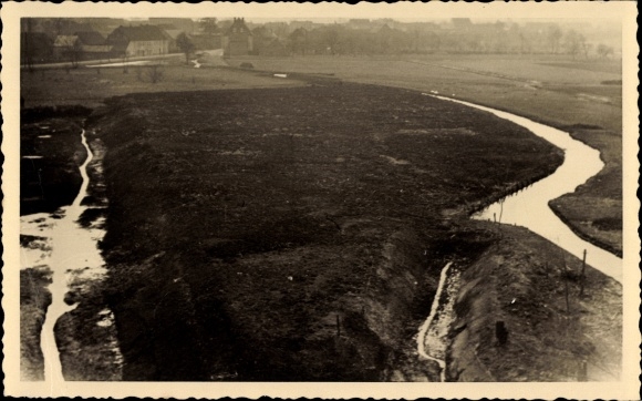Foto Ak Kemberg in der Dübener Heide, Waldpartie, Eisenbahnbau, Entschlammung des Teiches